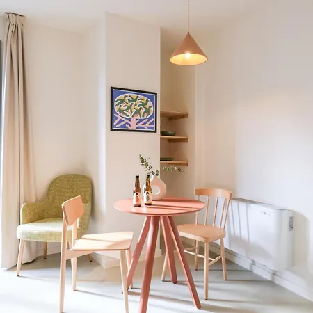 Apartment Hopsters Boutique